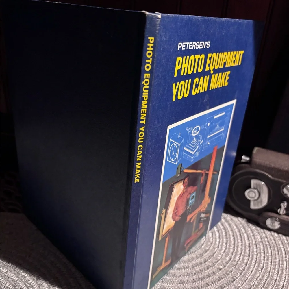 Petersen's Guide to Photo Equipment You Can Make by Parry C. Yob. RARE VTG book